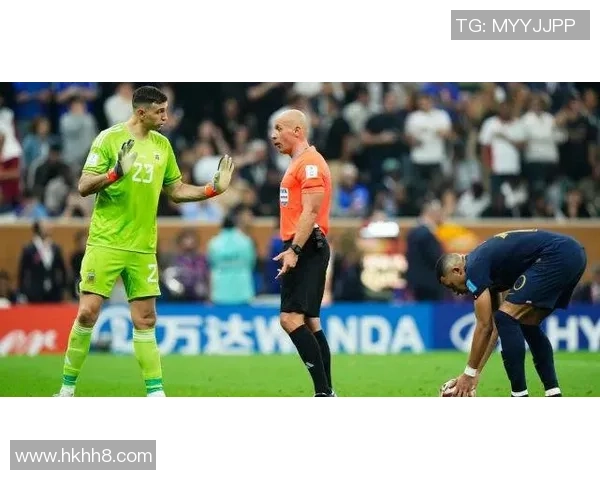 法足协主席：看到有人拍姆巴佩行李标签，这种打扰实在太夸大